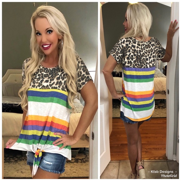 Tops - ❤️LAST 1! Color Block 🌈 Front Tie Top!